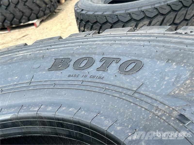 Quantity of (4) Boto 20.5R25 Tires (Unused) Tekerlekler