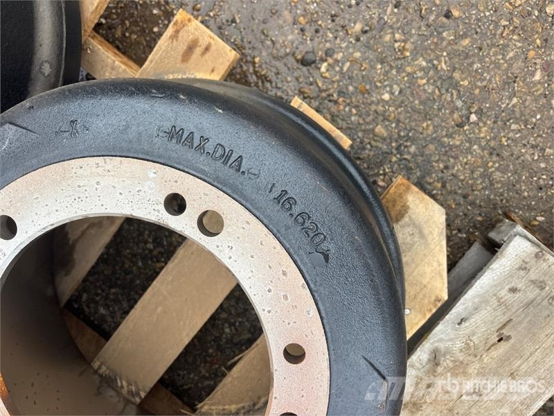 Quantity of (4) Brake Drums (Unused) Transportes - Outros