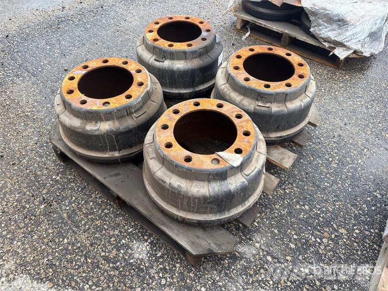 Quantity of (4) Brake Drums Transportes - Outros