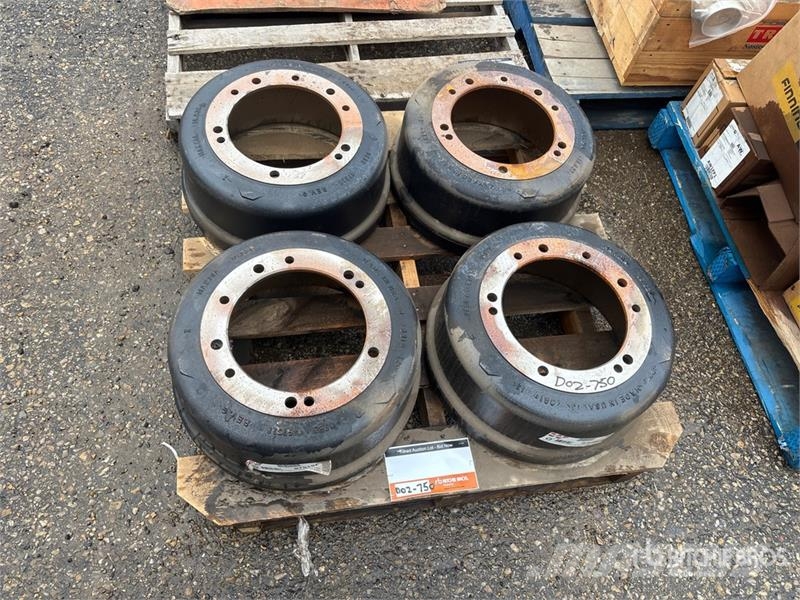 Quantity of (4) Brake Drums (Unused) Transportes - Outros
