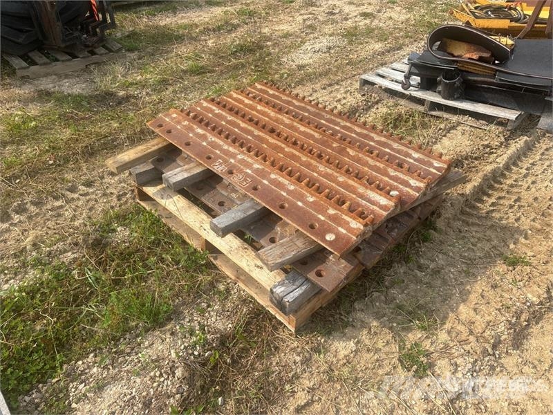  Quantity of (4) Carbide Toothed Cutting Edge Transportes - Outros
