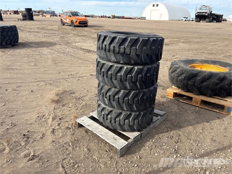  Quantity of (4) Caterpillar 10x16.5 Skid Steer Tir Gume, točkovi i felne