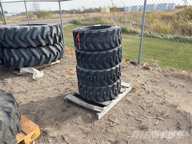  Quantity of (4) Caterpillar 10x16.5 Skid Steer Tir Gume, točkovi i felne