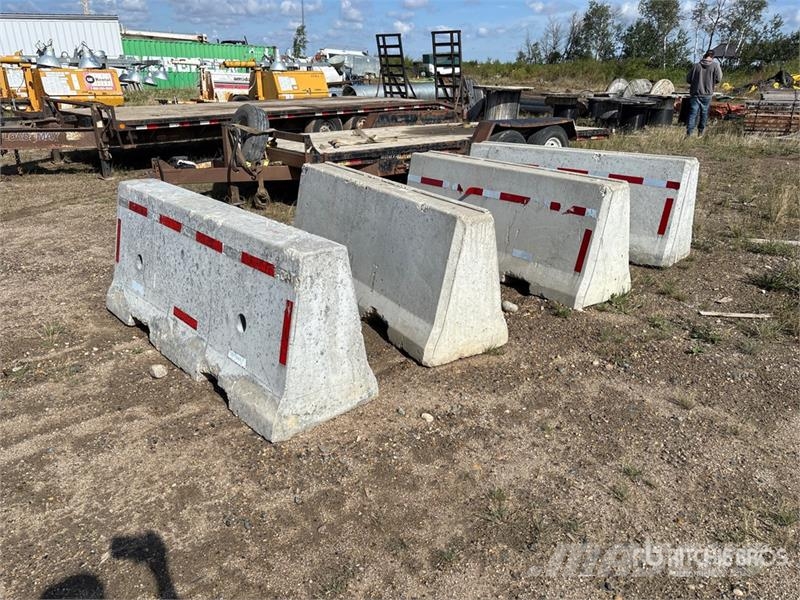 Quantity of (4) Concrete Bullard Ďalšie komponenty