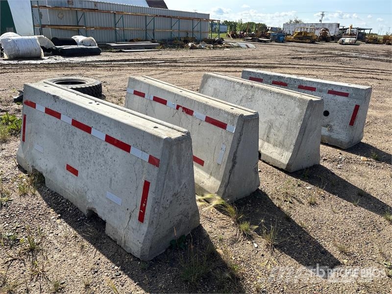 Quantity of (4) Concrete Bullard Ďalšie komponenty