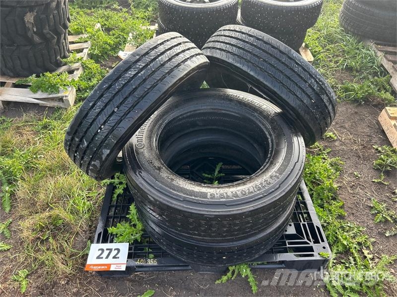 Quantity of (4) Continental 225/70R19.5 Tires Riepas, riteņi un diski