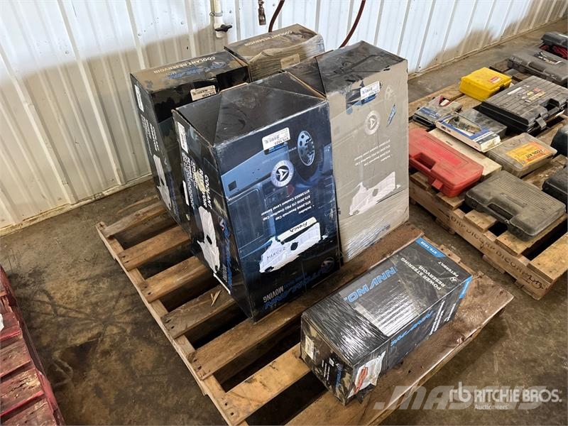 Quantity of (4) Coolant Reservoirs Transportes - Outros