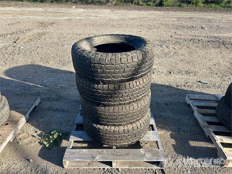 Quantity of (4) Cooper 265/70R18 Tires Шины и колёса