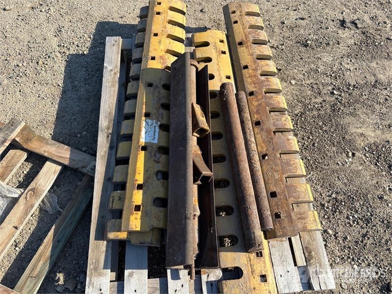 Quantity of (4) Cutting Edge - Fits Caterpillar Коммерческий транспорт - Другие