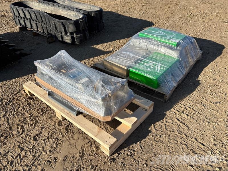 Quantity of (4) Desiccant Tower Air Dryer Polovna mašina za sušenje kompresivnim vazduhom