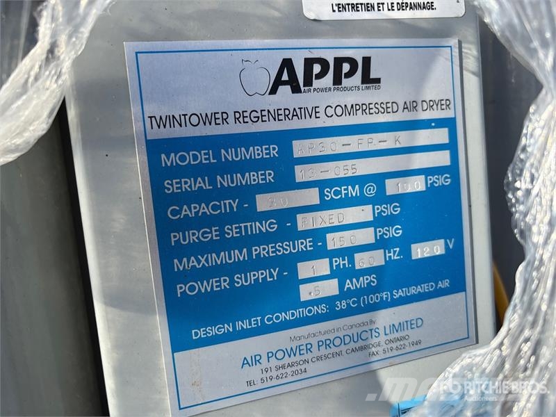 Quantity of (4) Desiccant Tower Air Dryer Polovna mašina za sušenje kompresivnim vazduhom