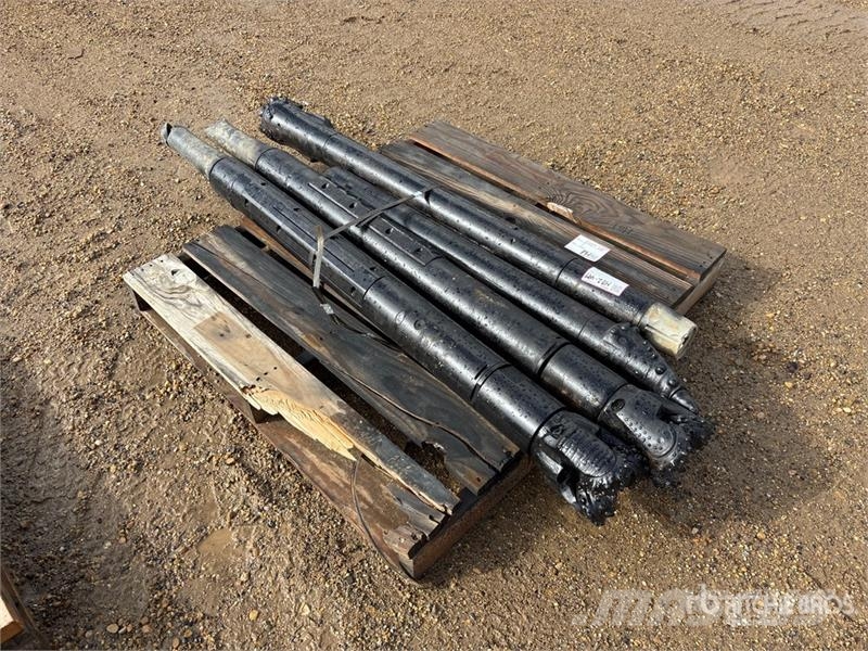 Quantity of (4) Drill Heads Öl- und Gasbohrgeräte