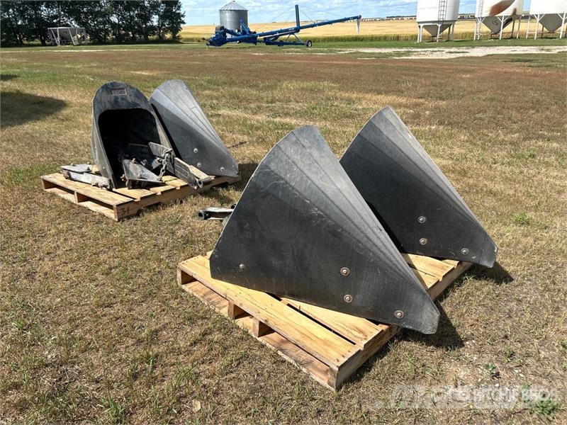 Quantity of (4) E-Kay Poly Crop Dividers - Fits Jo Foredlings- og lagerhåndteringsutstyr - Annet