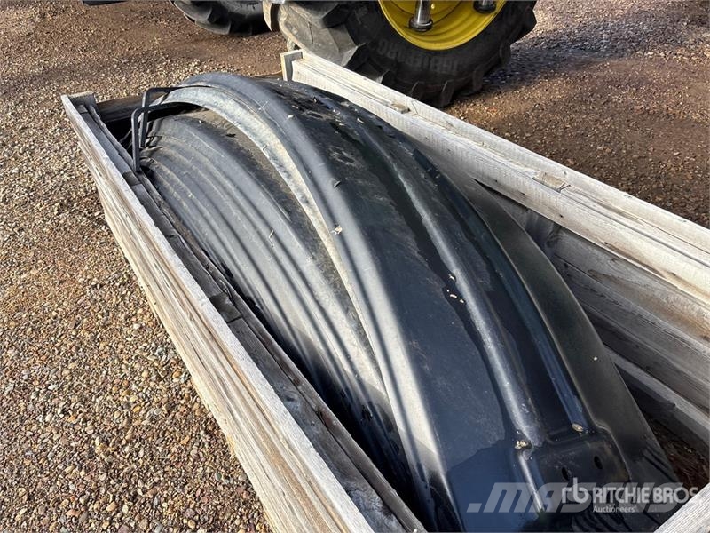Quantity of (4) Firestone Sprayer Tires Gume, kotači i naplatci