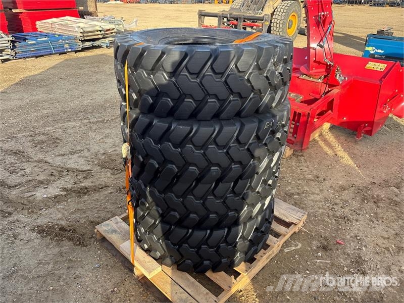 Quantity of (4) Firestone 340/80R18 Wheel Loader T Gume, točkovi i felne