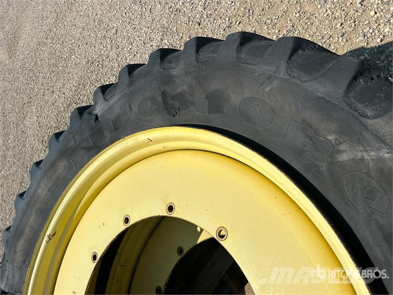 Quantity of (4) Firestone Radial 9100 380/105R50 T Opony, koła i felgi