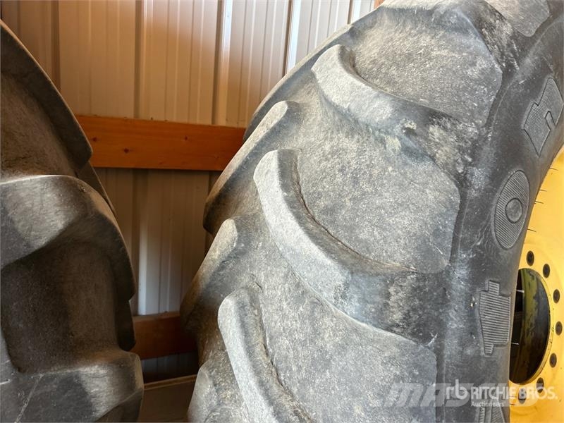  Quantity of (4) Firestone 600/65R38 Tires Ruedas