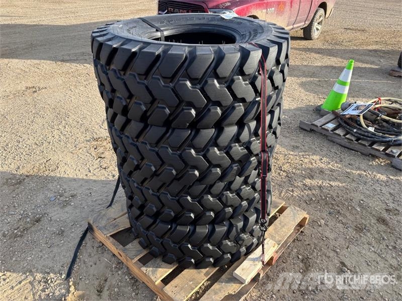 Quantity of (4) Firestone Utility Duraforce 340/80 Gume, točkovi i felne
