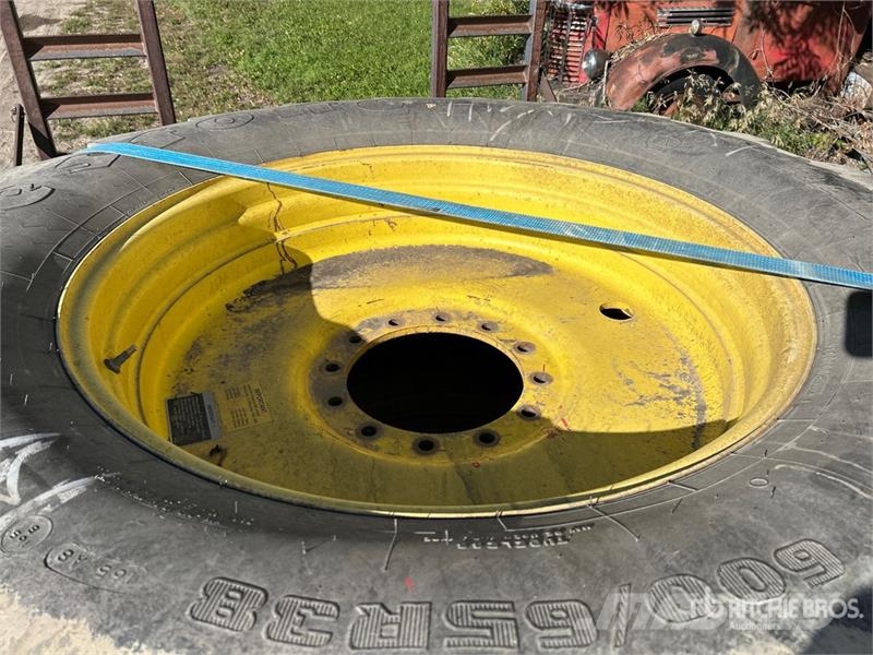 Quantity of (4) Firestone 600/65R38 Tires - Fits J Gume, točkovi i felne