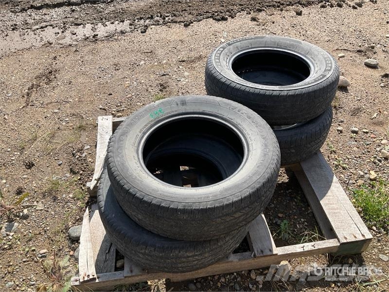  Quantity of (4) Firestone 215/65R16 Car Tires Шины и колёса