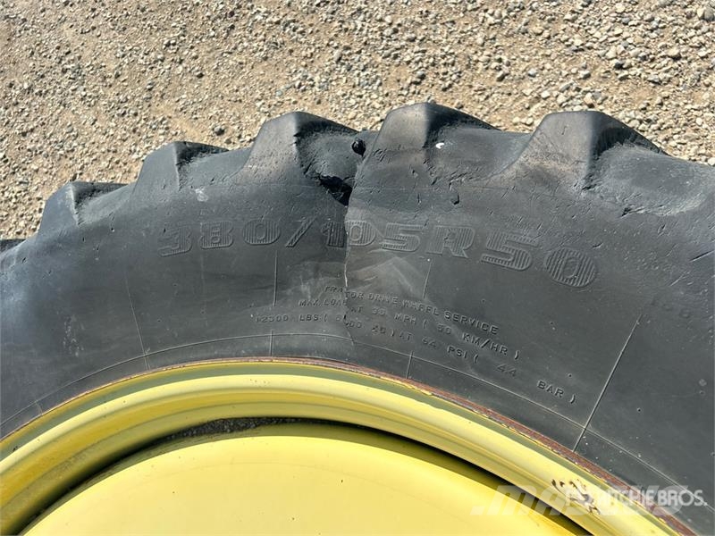 Quantity of (4) Firestone Radial 9100 380/105R50 T Opony, koła i felgi