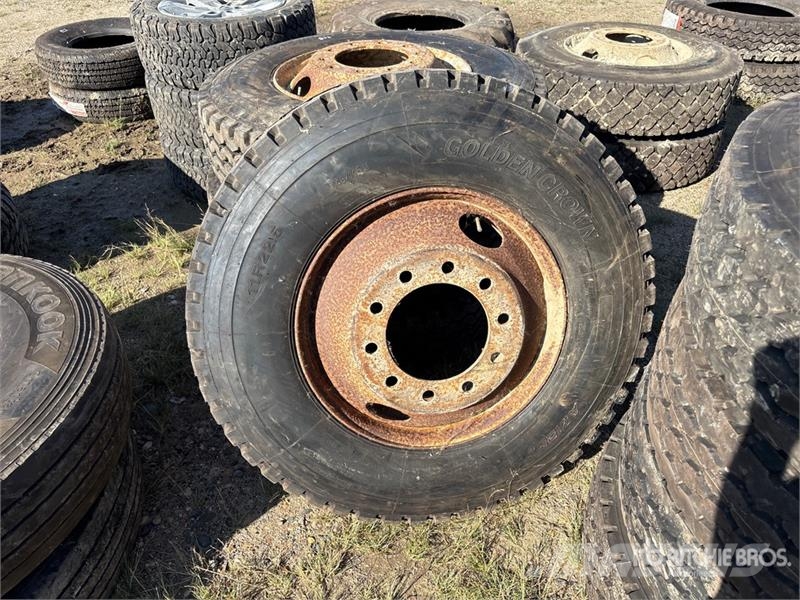  Quantity of (4) Golden Crown AZ126 11R22.5 Tires ( Шины и колёса