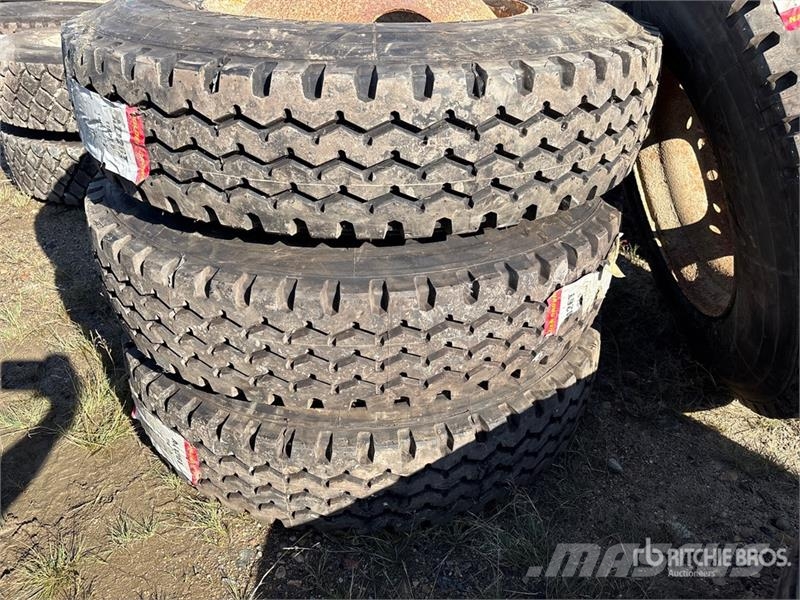  Quantity of (4) Golden Crown AZ126 11R22.5 Tires ( Шины и колёса