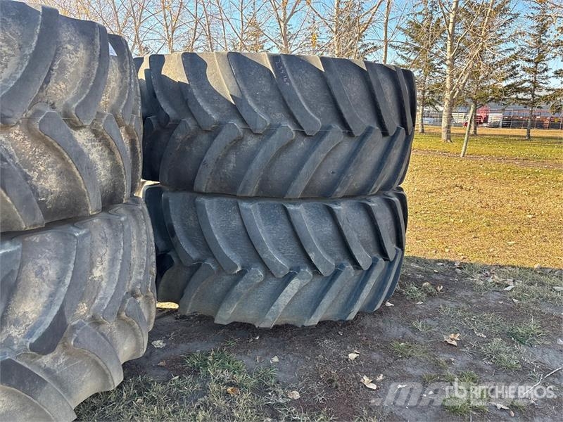 Quantity of (4) Good Year Optiorque LSW 800/55R46 Gume, točkovi i felne
