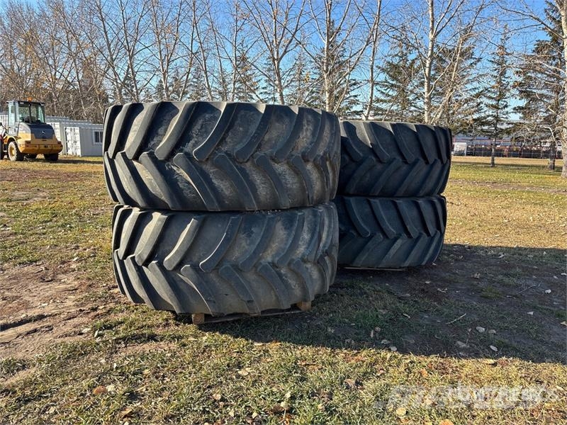 Quantity of (4) Good Year Optiorque LSW 800/55R46 Gume, točkovi i felne