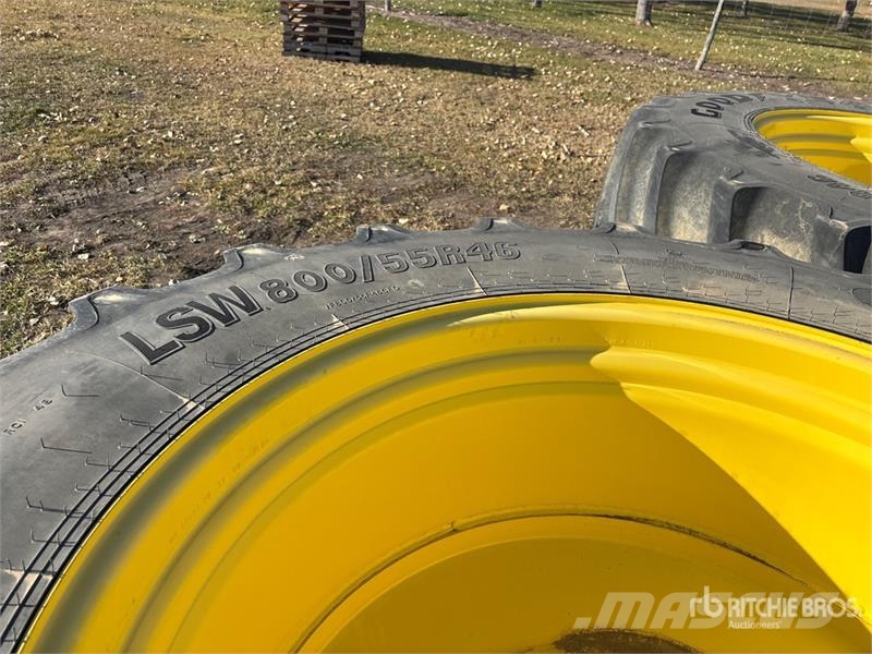 Quantity of (4) Good Year Optiorque LSW 800/55R46 Gume, točkovi i felne