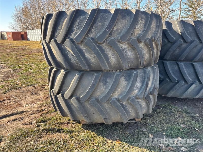 Quantity of (4) Good Year Optiorque LSW 800/55R46 Gume, točkovi i felne