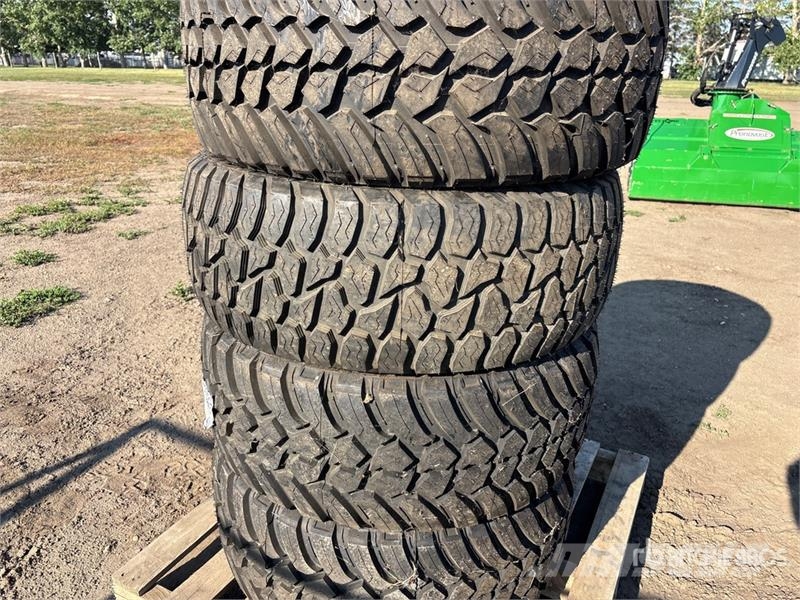 Quantity of (4) Grizzly Mita 35x12.5R20 Tires (Unu Tyres, wheels and rims