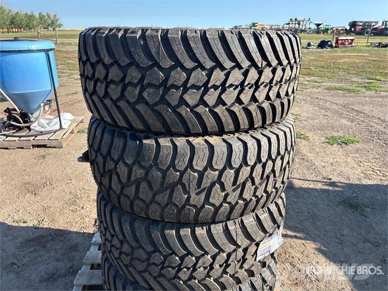 Quantity of (4) Grizzly Mita 35x12.5R20 Tires (Unu Tyres, wheels and rims