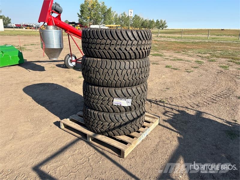 Quantity of (4) Grizzly Mita 35x12.5R20 Tires (Unu Tyres, wheels and rims
