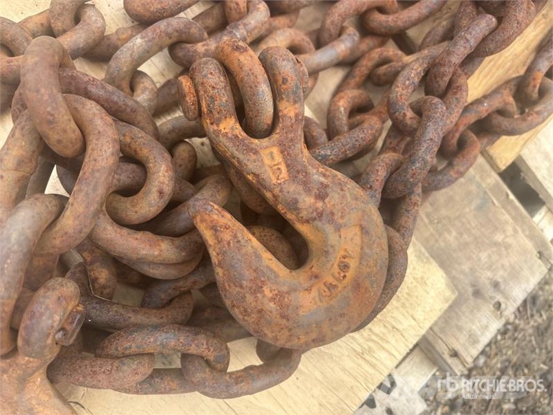  Quantity of (4) Heavy Grade Chains Строителство - Други