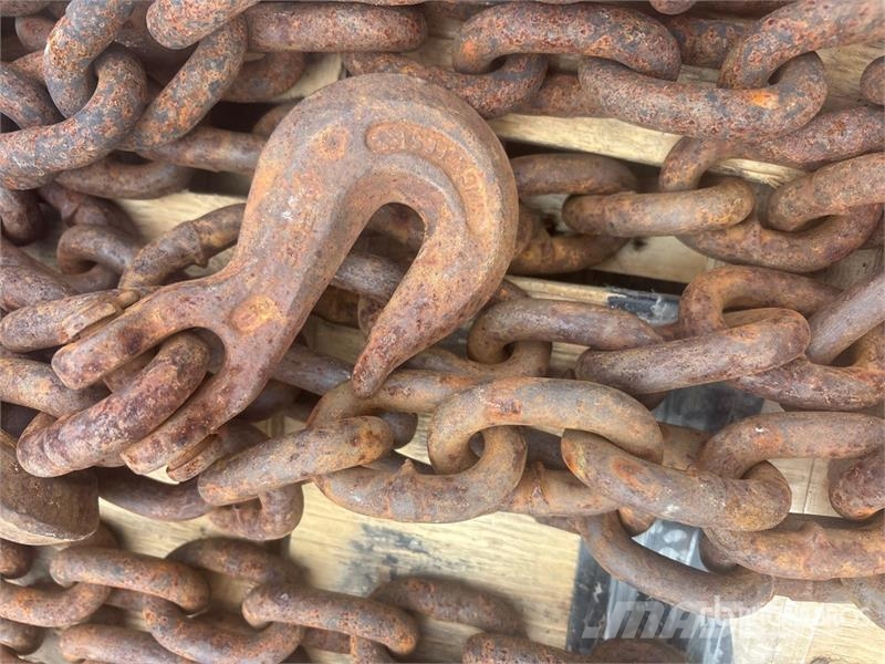  Quantity of (4) Heavy Grade Chains Строителство - Други