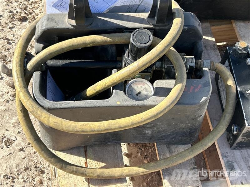 Quantity of (4) Hydraulic Torque Tools Andre komponenter