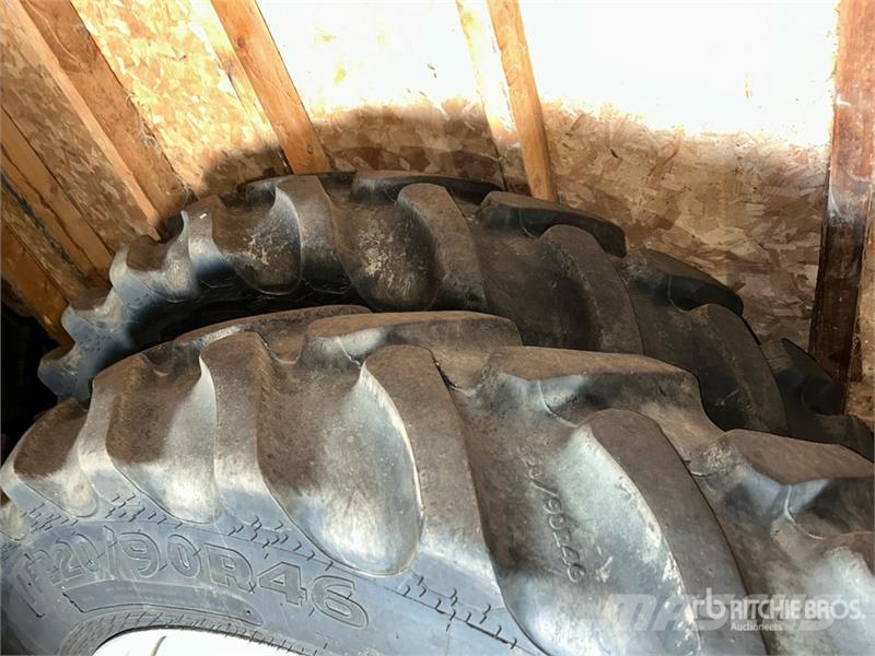 Quantity of (4) IF 320/90R46 Sprayer Tires - Fits Колеса