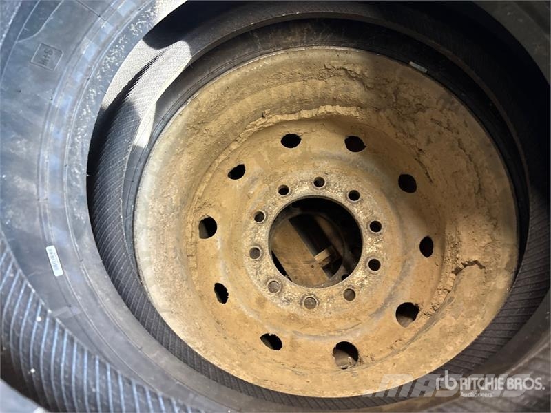 Quantity of (4) Jinyu JD721 11R24.5 Tires (Unused) Tyres, wheels and rims