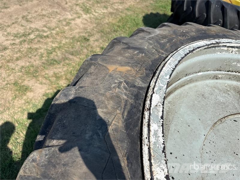 Quantity of (4) Kleber 270/95R54 Tires - Fits Roga Opony, koła i felgi
