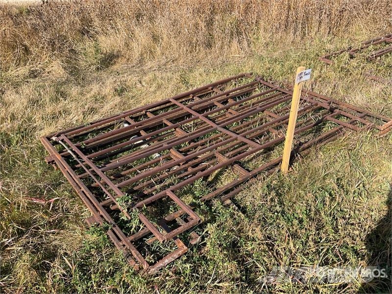 Quantity of (4) . Livestock Panel Other livestock machinery and accessories