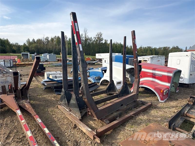 Quantity of (4) Logging Trailer Bunks Drugi deli