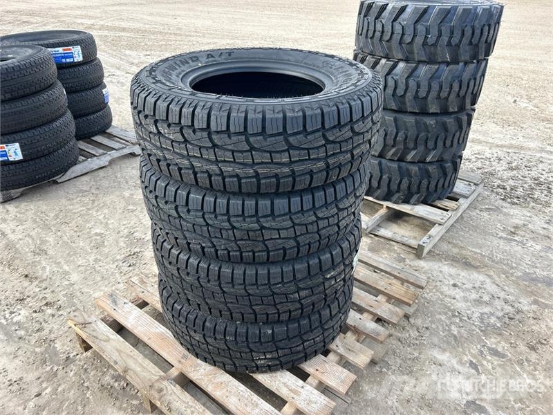 Quantity of (4) LT265/70R17 Tires (Unused) Gume, kolesa in platišča