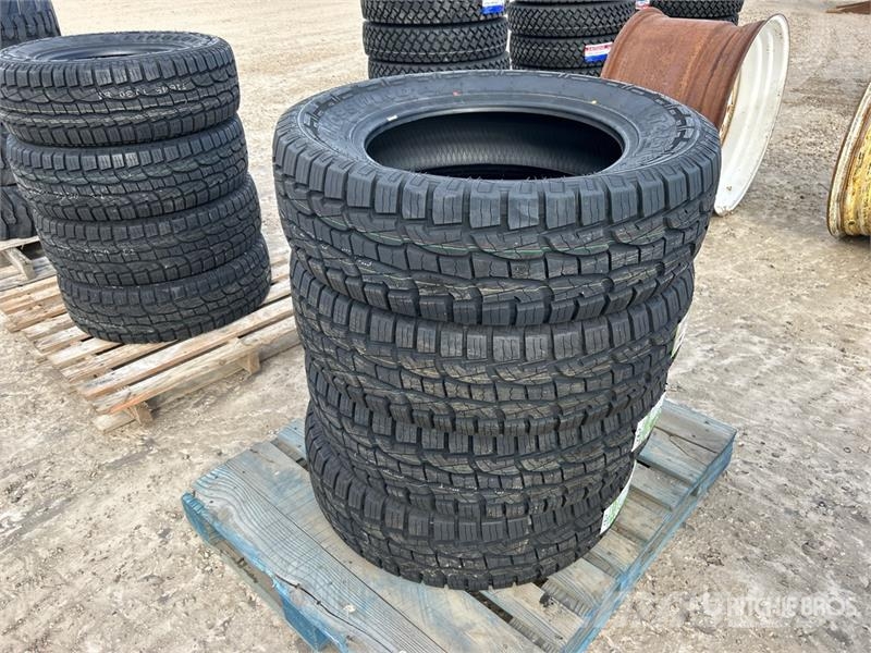 Quantity of (4) LT275/65R20 Tires (Unused) Gume, kolesa in platišča