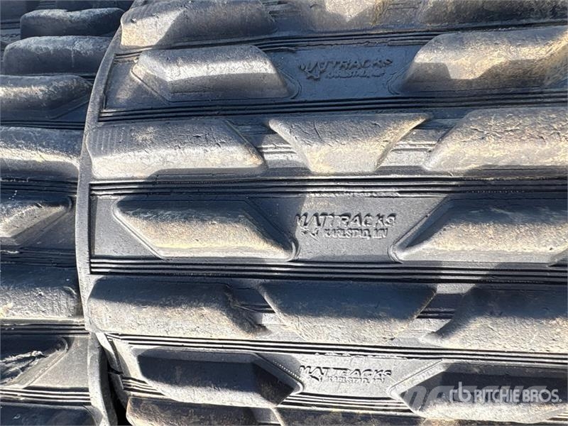 Quantity of (4) Mattracks All Terrain Tracks Track Andre komponenter