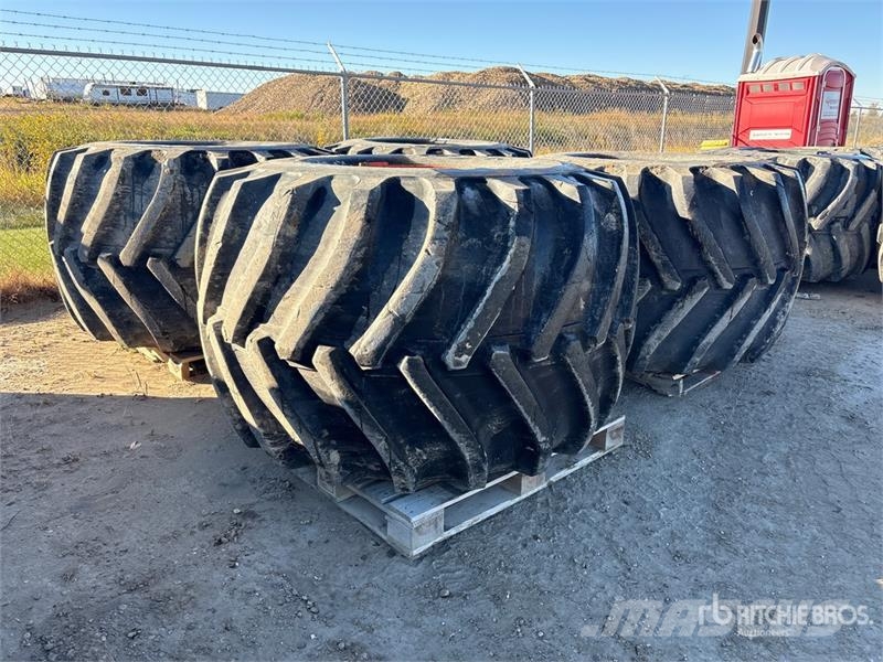 Quantity of (4) Maxam 66/43.00-25 Tires Gume, točkovi i felne