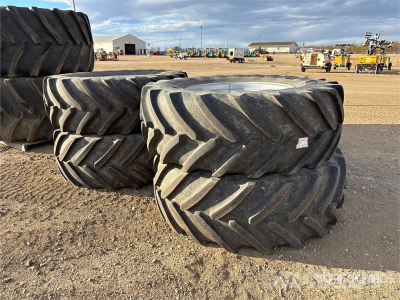 Quantity of (4) Michelin Multibib 650/65R38 Tires الإطارات والعجلات والحافات