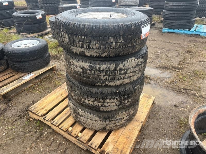 Quantity of (4) Michelin LTX AT2 265/75R16 Tires ( Tyres, wheels and rims