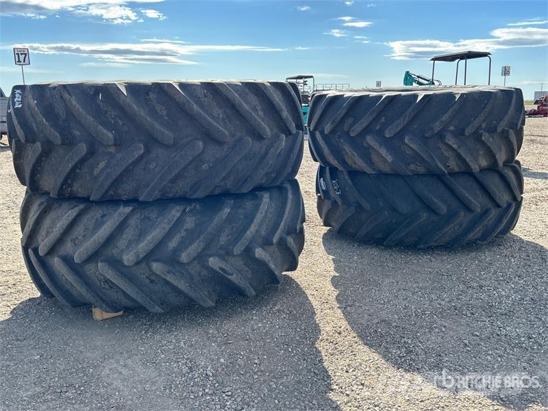 Quantity of (4) Michelin Multibib 650/65R38 Tires Padangos, ratai ir ratlankiai