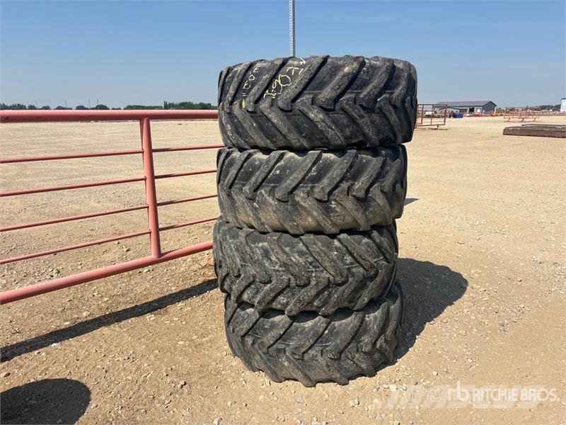 Quantity of (4) Michelin XMCL 460/70R24 Tires Opony, koła i felgi